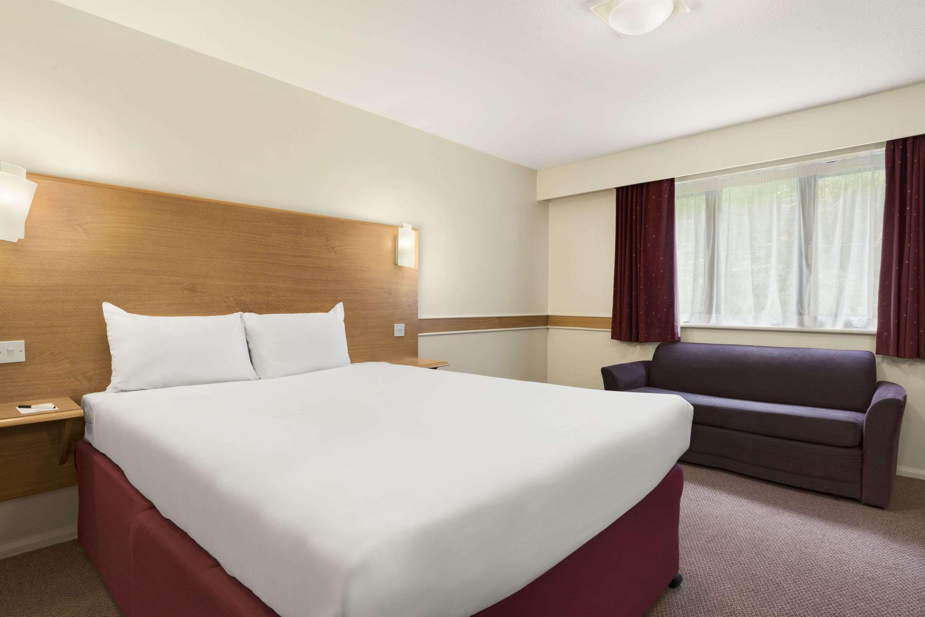 Days Inn Warwick Northbound M40 Ashorne Dış mekan fotoğraf