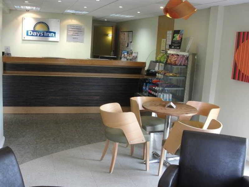 Days Inn Warwick Northbound M40 Ashorne Dış mekan fotoğraf